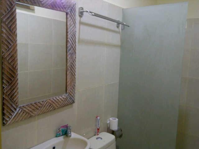 Urbanview Hotel Wayan Mansion Denpasar  Exterior photo